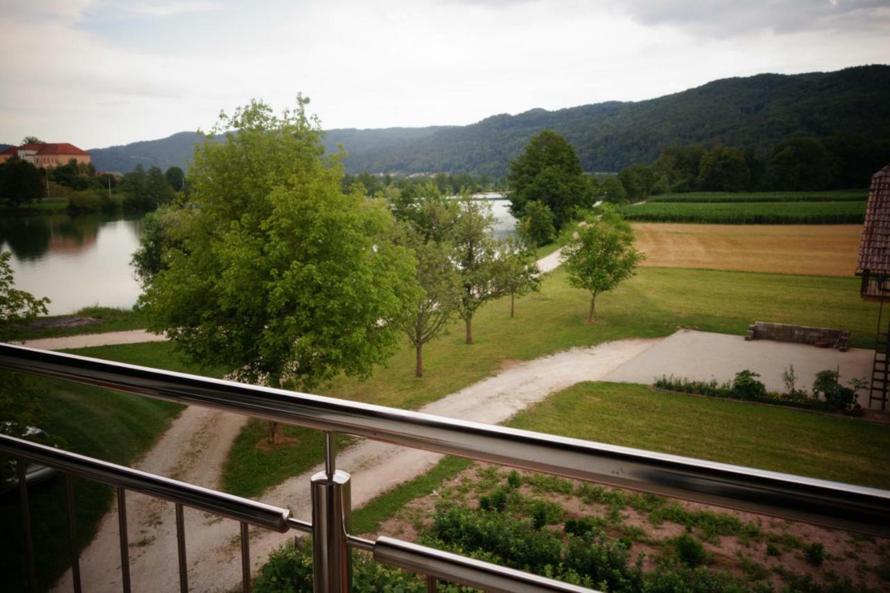 Ribiski Dom Radece Exteriör bild
